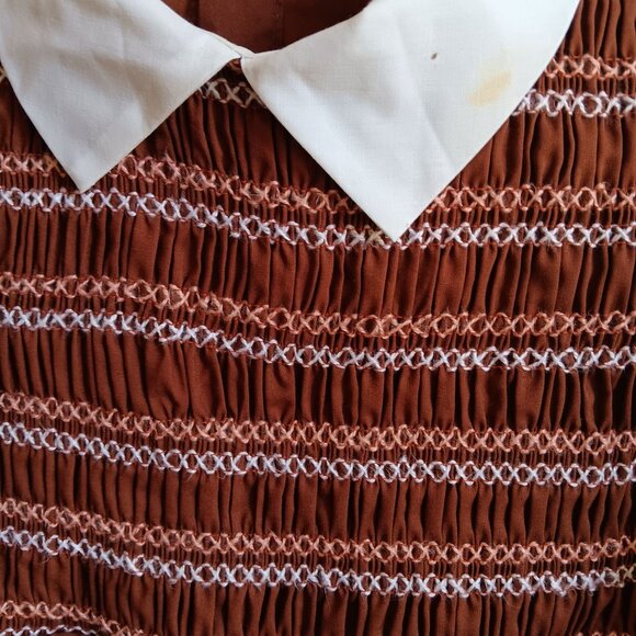 Vintage Girls 8 Dress 1970's J.C. Penney Brown Smocked White Collar & Cuffs Mod - Picture 3 of 6